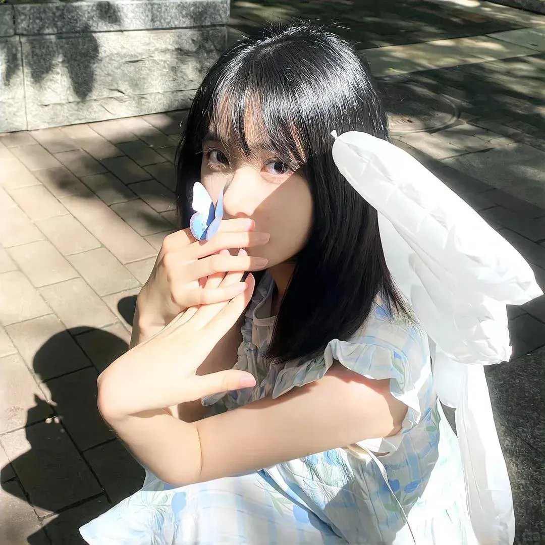 睡衣男异次元空间海报