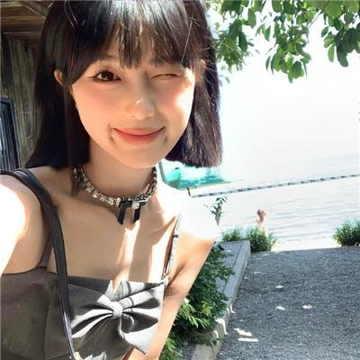 毕竟是巫女海报